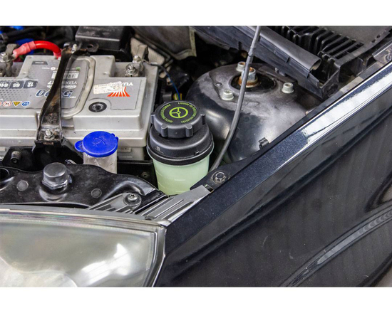 Zestaw do relokacji zbiorniczka płynu wspomagania Airtec Motorsport PH/POWFO2 Ford Fiesta (Mk6) ST150