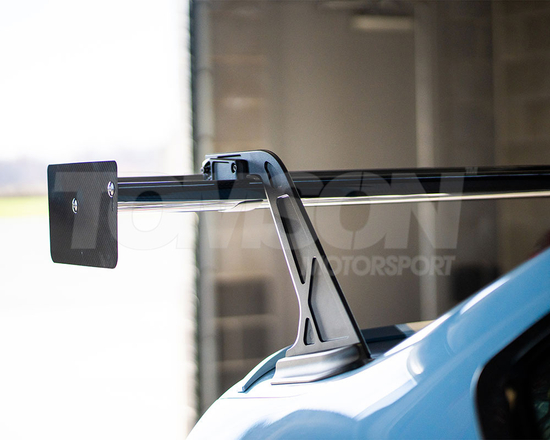 Tylny spojler Verus Engineering A0649A UCW Swan Neck Toyota Supra Mk5 (A90)