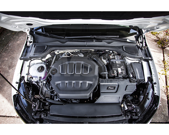 Układ dolotowy Racingline VWR12G7R602 R600 Audi A3 (8V), TT (8S), Q2 , Q3 (F3), Seat Leon (5F), Ateca, Skoda Octavia (5E, 3V), Karoq, Kodiaq, VW Passat (B8), Arteon, T-Roc, Tiguan II, 2.0 TSI/TFSI z czujnikiem MAF (EA888 Gen 3B, MQB) (z filtrem gąbkowym)