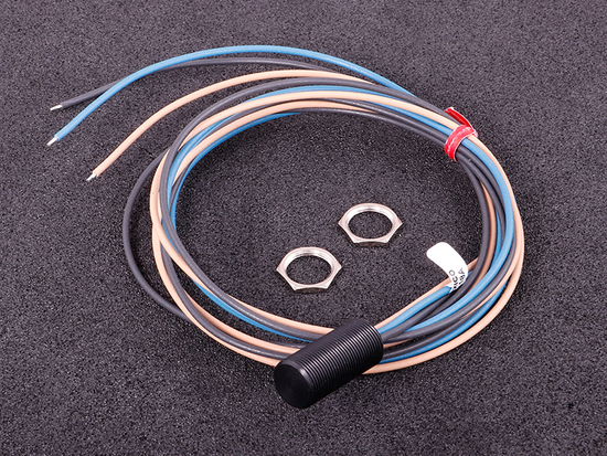 Czujnik wałka MaxxECU 2012 (cyfrowy, Hall) gwint 25mm