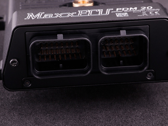 Moduł dystrybucji zasilania MaxxECU 2002 PDM20 (z akcesoriami)