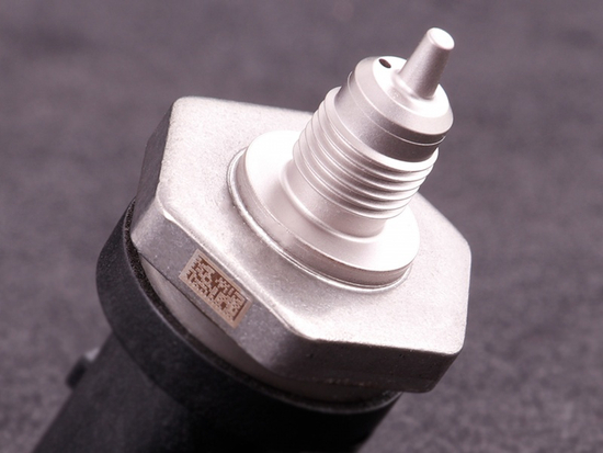 MaxxECU 2165 Bosch mutlisensor oil pressure and temperature sensor (10bar/140C)