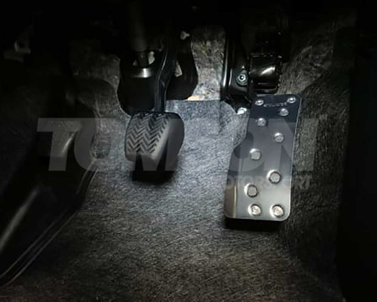 Nakładka na pedał gazu Cusco 1C7 766 A Toyota GR Yaris (Gen 1) (GXPA16) 1.6 G16E-GTS