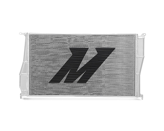 Aluminiowa chłodnica wody Mishimoto MMRAD-E90-07 BMW 335i E90, E92, E93, 135i/1M E82, E88, Z4