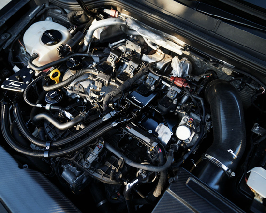 Separator oleju (oil catch can) Racingline VWR130010 Audi A3 / S3 (8Y, 8Y.2), TT / TTS (8S), SQ2, Cupra Leon 4 / 4.5(FW), Ateca, Formentor, Skoda Octavia 4 / 4.5 vRS (NX), Superb (3V), Kodiaq vRS, VW Golf 8 /8.5 GTI / R, Arteon, T-Roc, Tiguan R 2.0 TSI