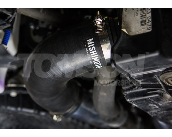 Orurowanie intercoolera Mishimoto MMICP-MK7-15KP VW Golf Mk7 GTi, Golf Mk7 R, Audi A3/S3 (8V), TT/TTS (8S) 2.0 TFSI (polerowany)