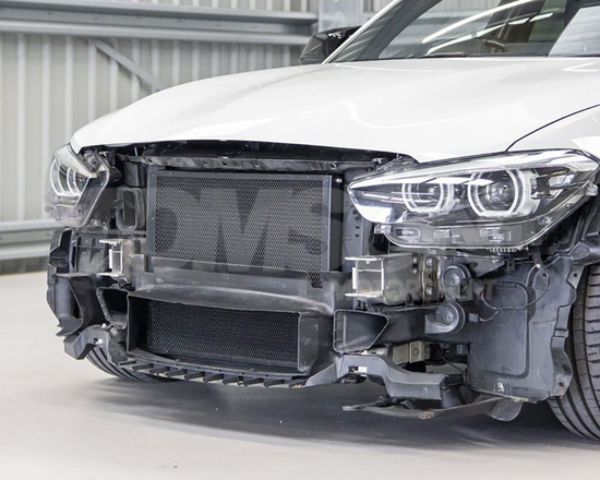 Chłodnica intercoolera (chargecoolera) Airtec Motorsport ATRADBMW2 BMW 120i / 125i / M140i (F20,F21 LCI), 220i / 230i / M240i (F22, F23 LCI), 320i / 330i / 340i (F30, F31, F34, F35 LCI), 420i / 430i / 440i (F32, F33, F36 LCI) 2.0 (B48) / 3.0 (B58)