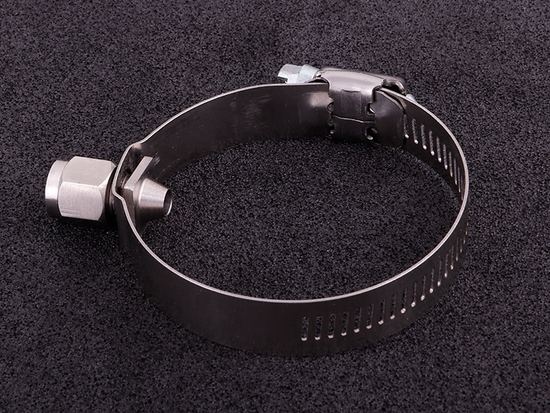 Stalowa obejma zaciskowa MaxxECU 2104 do tłumików 36-63mm