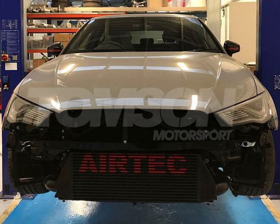 Intercooler Airtec Motorsport ATINTVAG18 Audi RS3 (8V) 2.5 20v TFSI 5 cyl. (EA855, EA855 evo) bez wzmocnienia pasa przedniego (bez ACC)