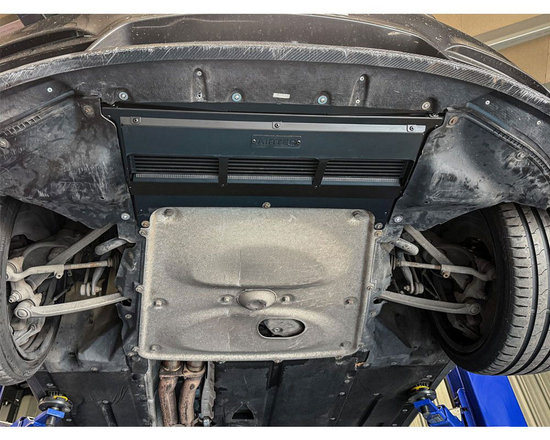 Dolna przednia osłona chłodnic (płyta) Airtec Motorsport ATMSBMW34 BMW M3 (F80), M4 (F82, F83) 3.0 S55B30