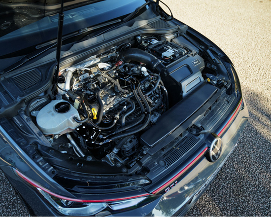 Separator oleju (oil catch can) Racingline VWR130010 Audi A3 / S3 (8Y, 8Y.2), TT / TTS (8S), SQ2, Cupra Leon 4 / 4.5(FW), Ateca, Formentor, Skoda Octavia 4 / 4.5 vRS (NX), Superb (3V), Kodiaq vRS, VW Golf 8 /8.5 GTI / R, Arteon, T-Roc, Tiguan R 2.0 TSI