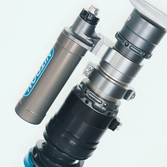 Zawieszenie gwintowane Nitron NTCNI015ER3+FAL NTR-R3 elec-TRON Nissan GTR R35 (wersja z podnoszeniem przedniej osi, 25mm)